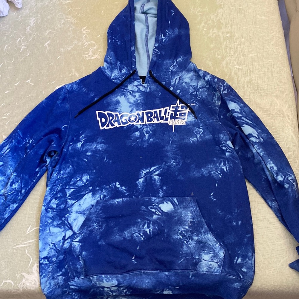 This hoodie has all kinds of colors it’s really pretty